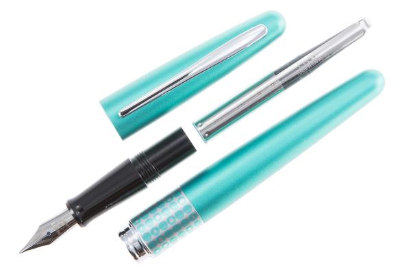 Pilot Metropolitan Fountain Pen - Retro Pop Red